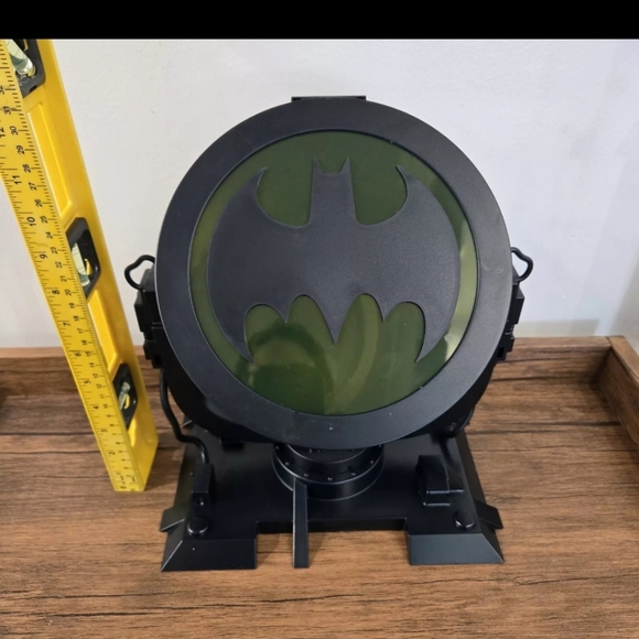 Batman Bat Signal 2024 AMC Popcorn Bucket DC Comics 85th Anniversary New - Picture 1 of 9